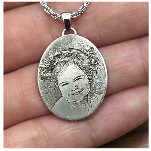 B&B 3D Photo Oval Pendant