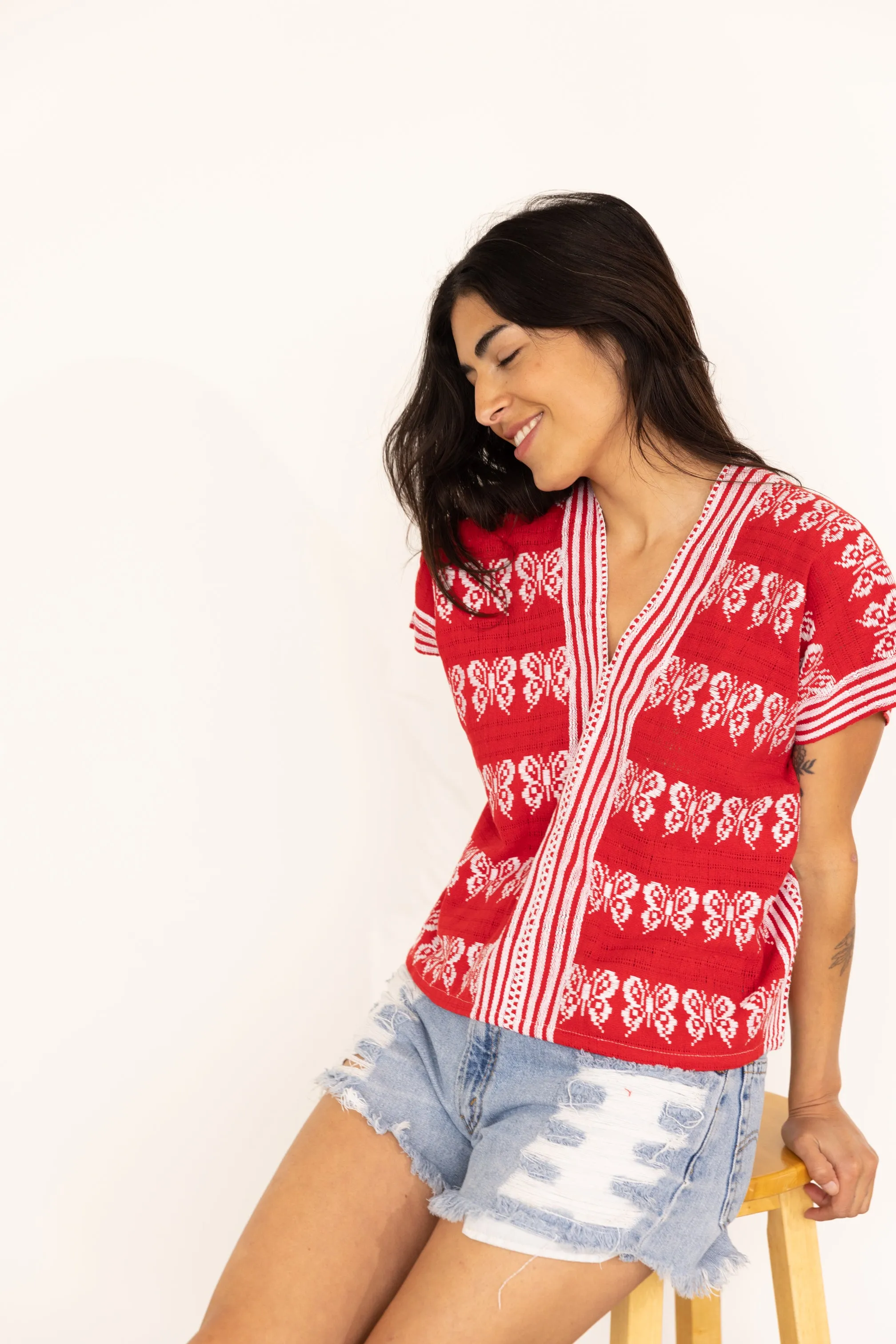 FRANCISCA V-NECK // RED   WHITE