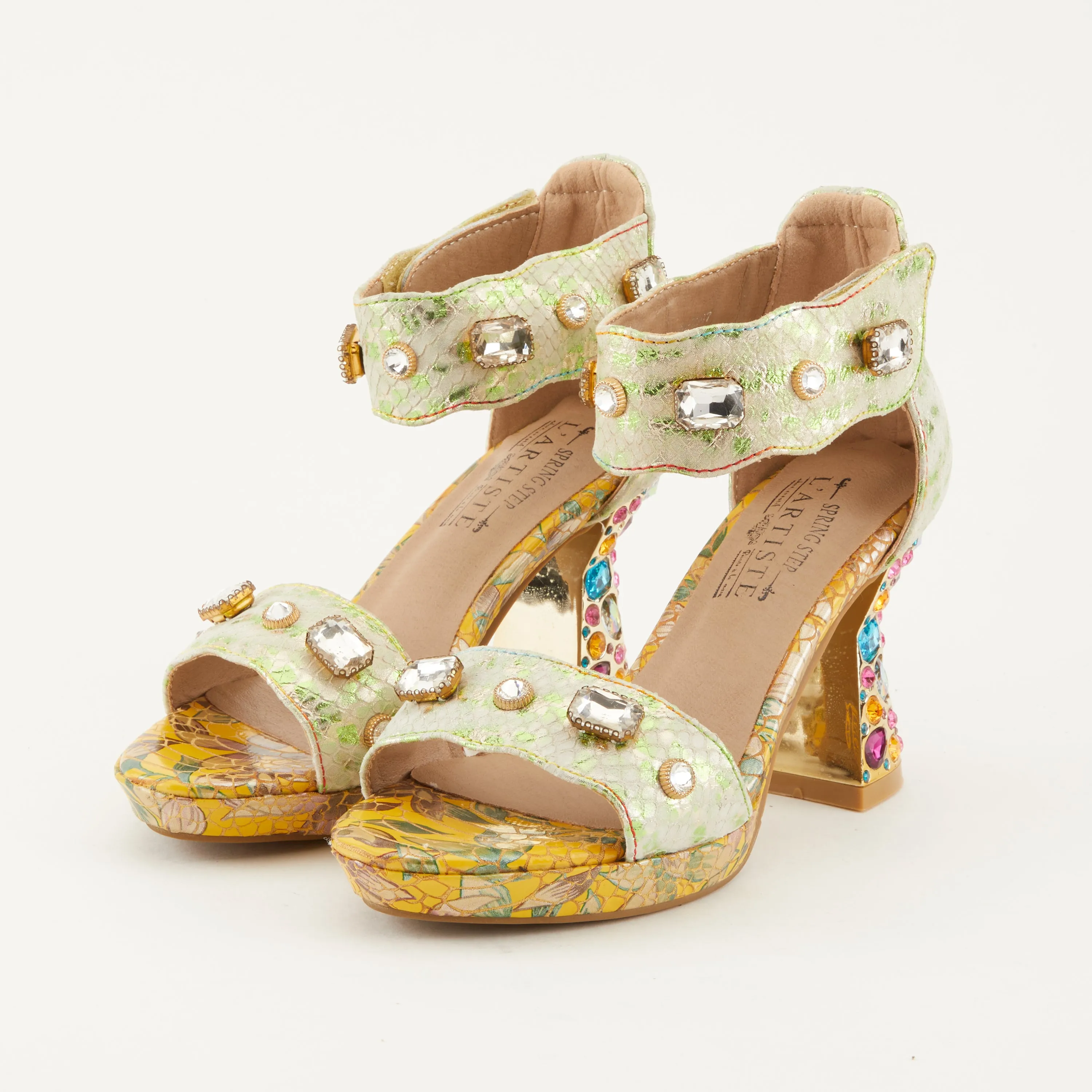 L'ARTISTE JEWELL CLOSED BACK SANDALS