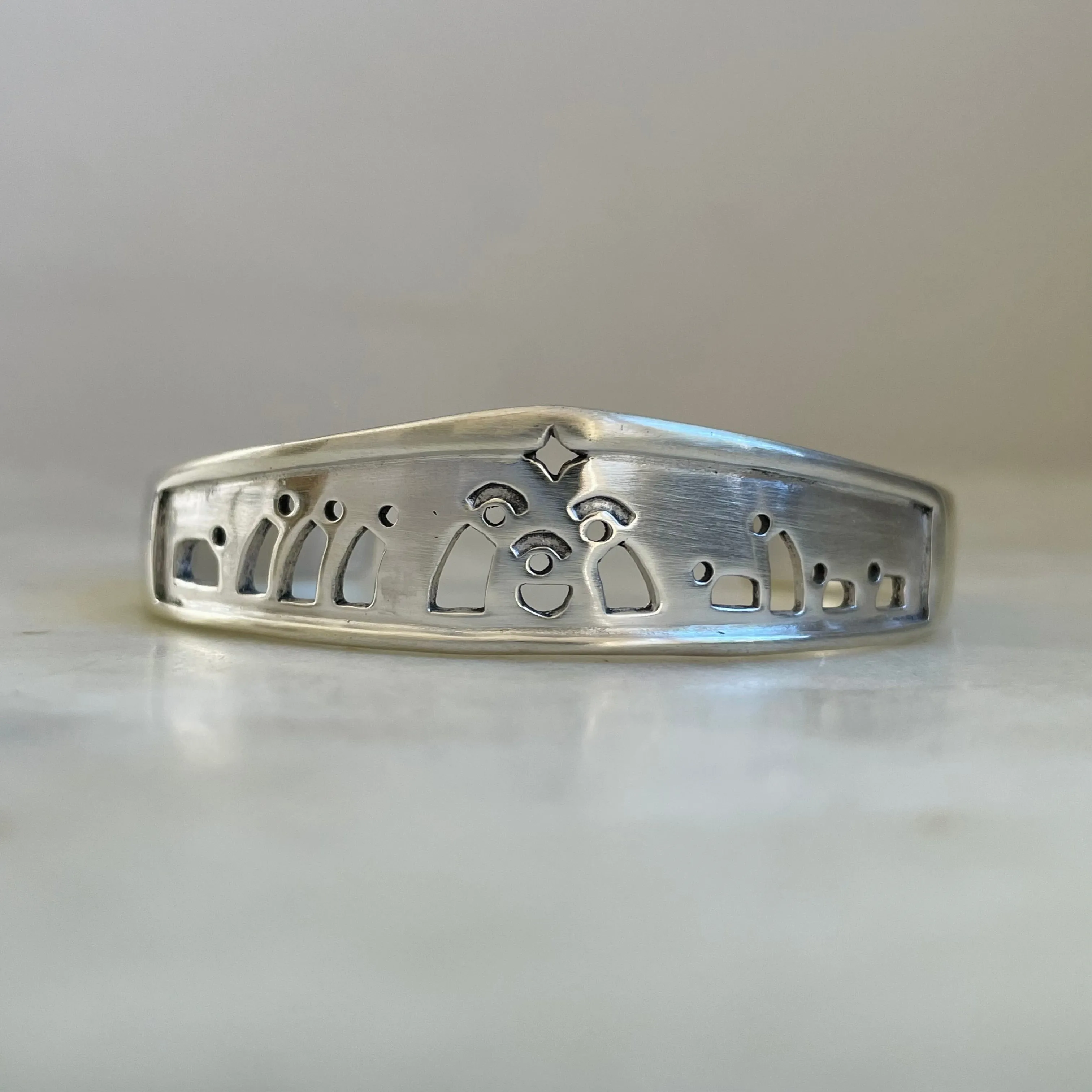 NATIVITY CUFF