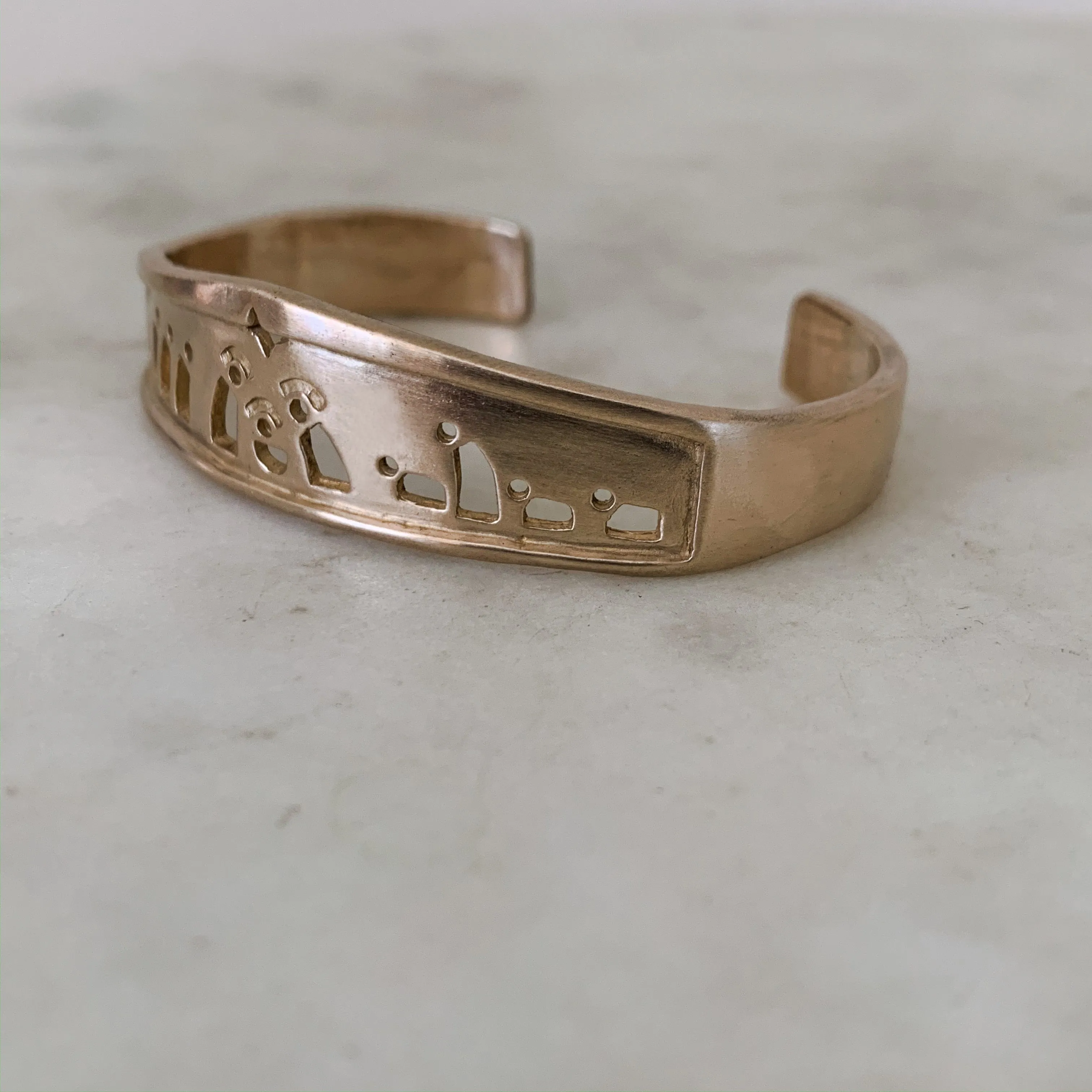 NATIVITY CUFF