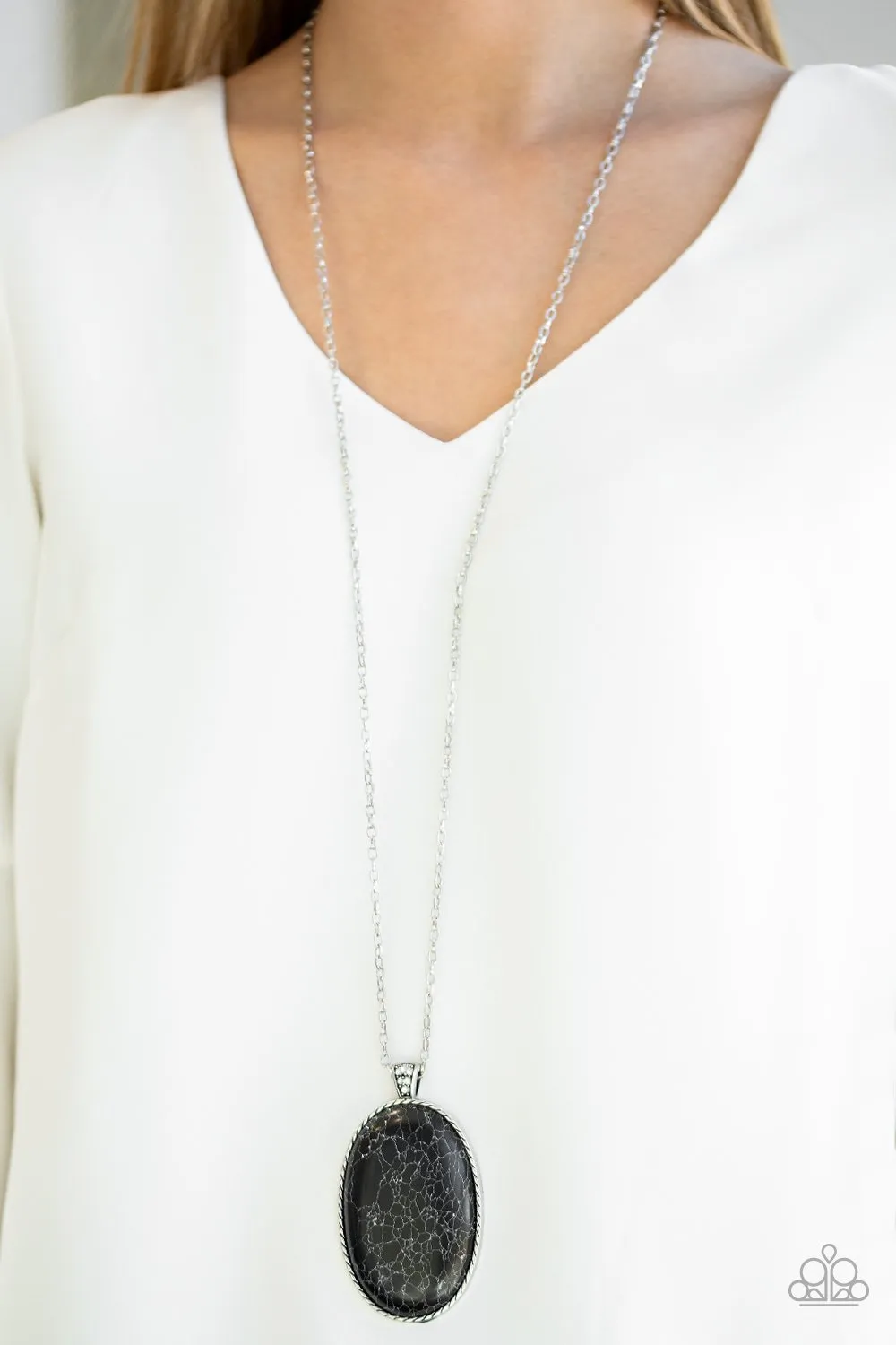 Paparazzi Stone Stampede - Black Necklace