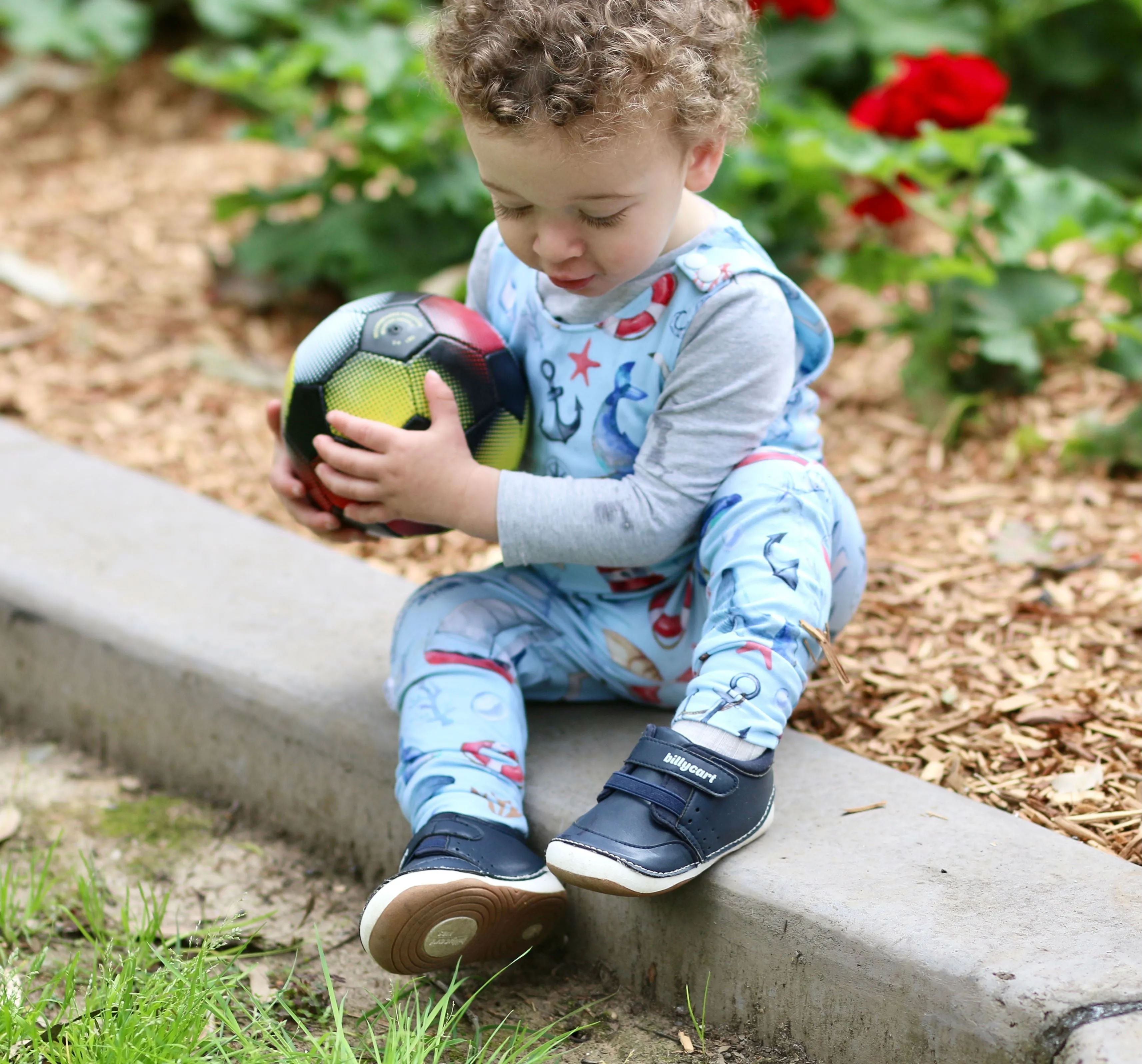 RILEY navy blue unisex sneaker